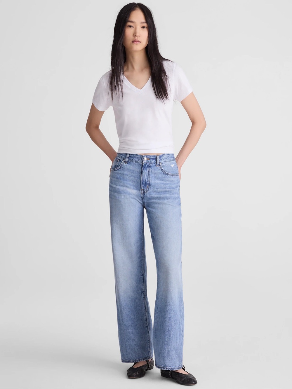 Madewell The Perfect Vintage Wide-Leg Jean in Airy Denim
